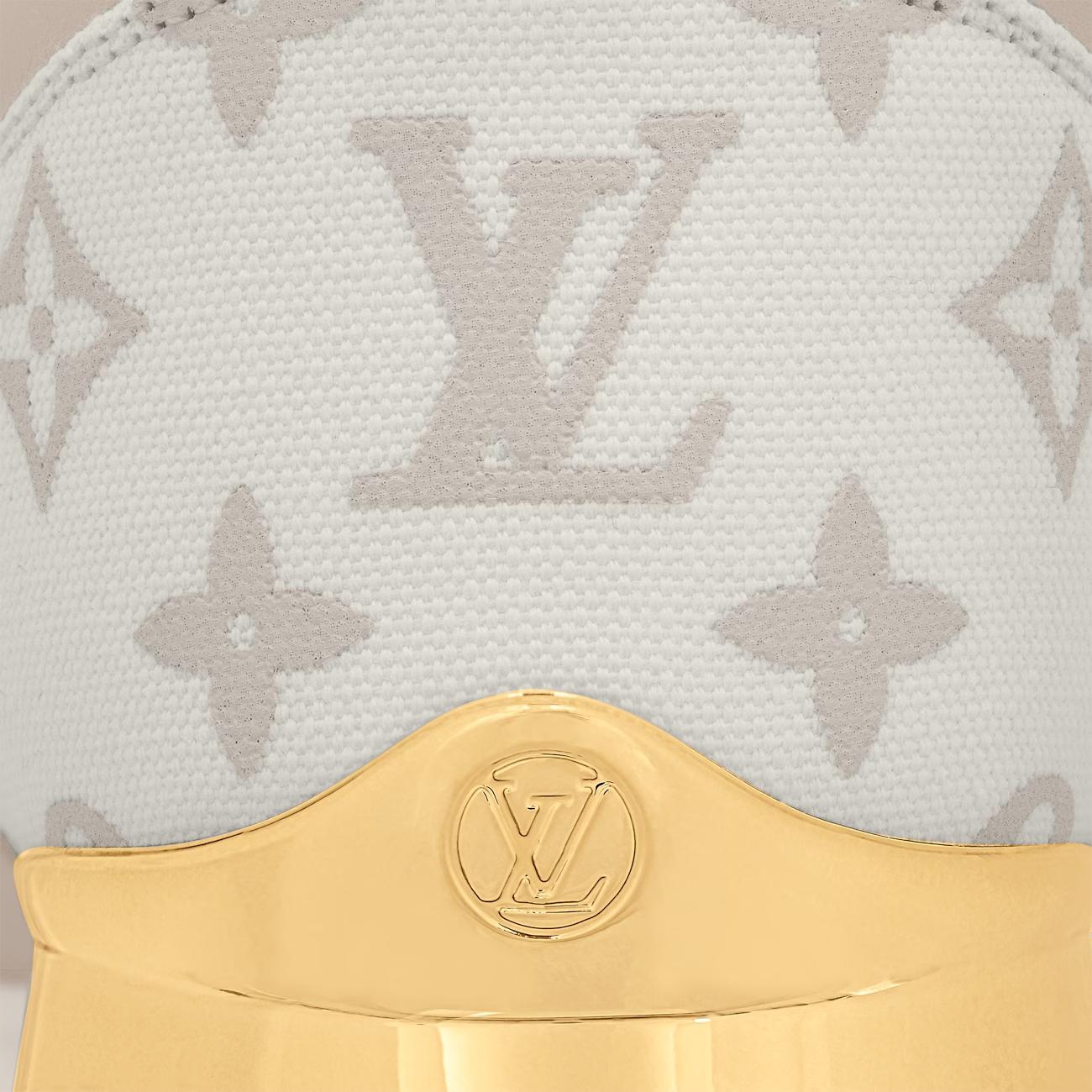 Giày Thể Thao Louis Vuitton Run Away Nam Be Gót Vàng